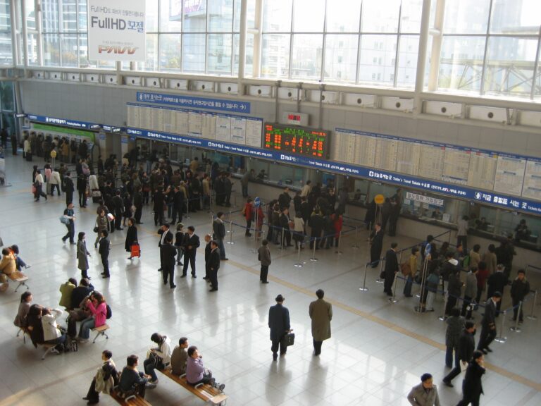ソウル駅の窓口ときっぷ売り場