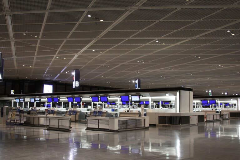 成田空港第1ターミナルの搭乗待合エリア