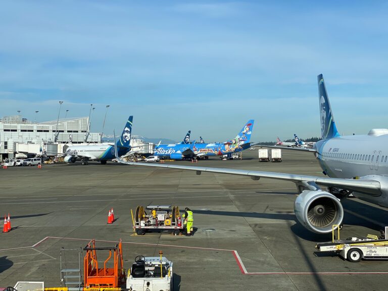 シアトル・タコマ国際空港のメインターミナル