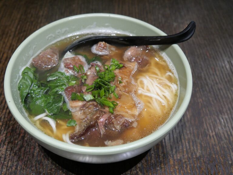 紅焼牛肉麺