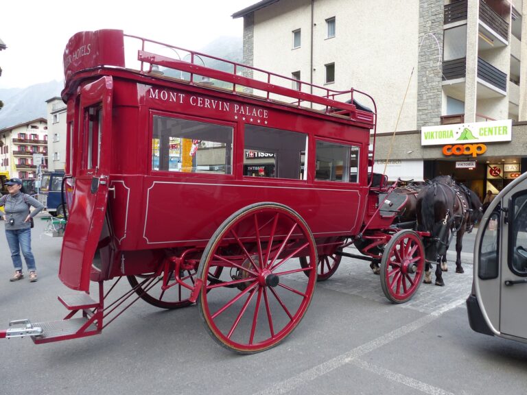 高級ホテルの馬車