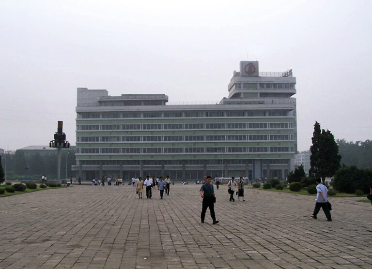 平壌の官庁街の建物