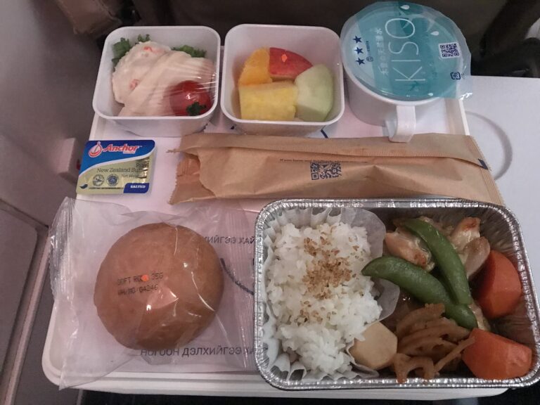 MIATの機内食