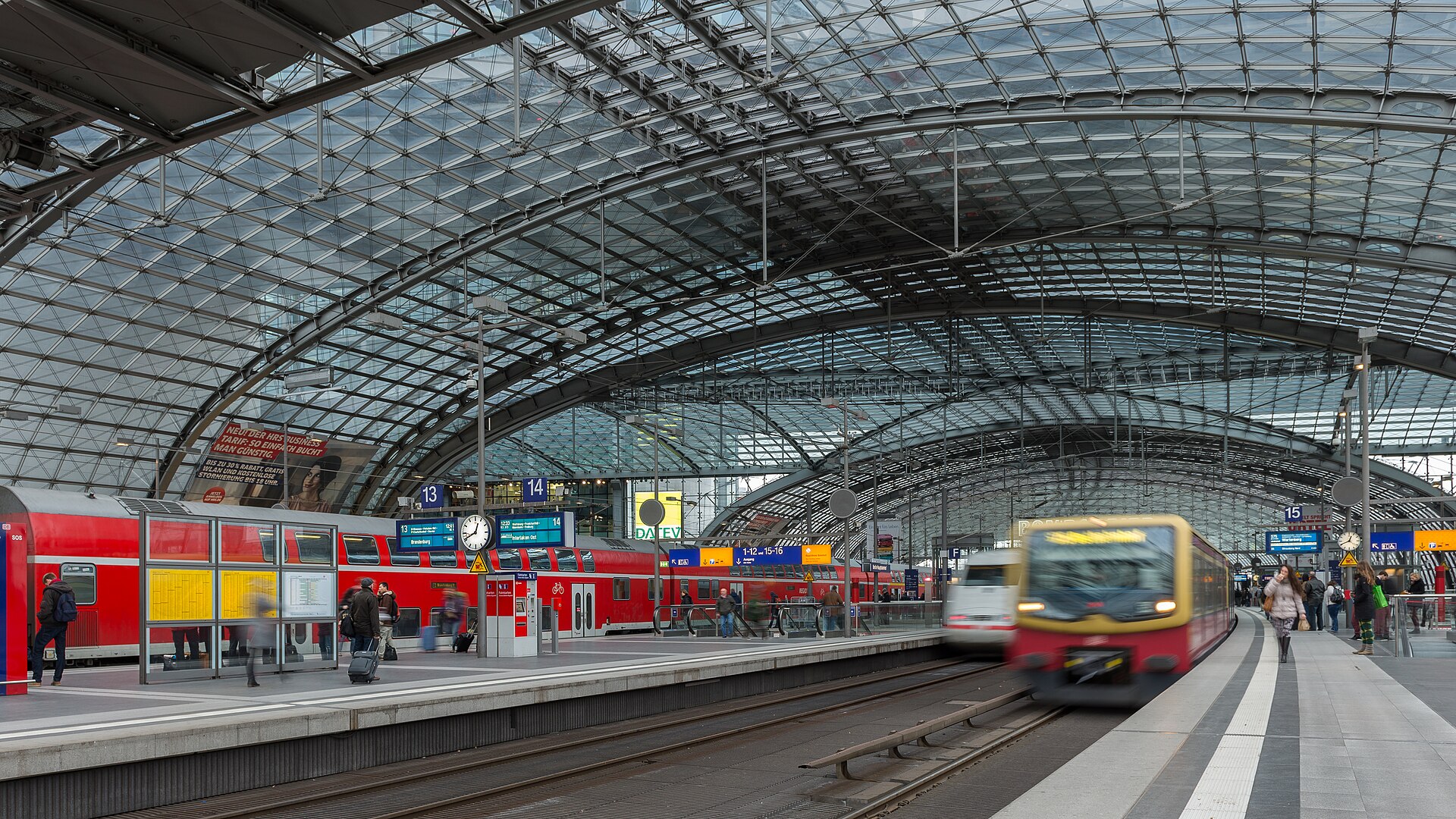 ベルリン中央駅のホーム