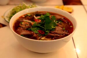 ブンボーフエ（Bún bò Huế）