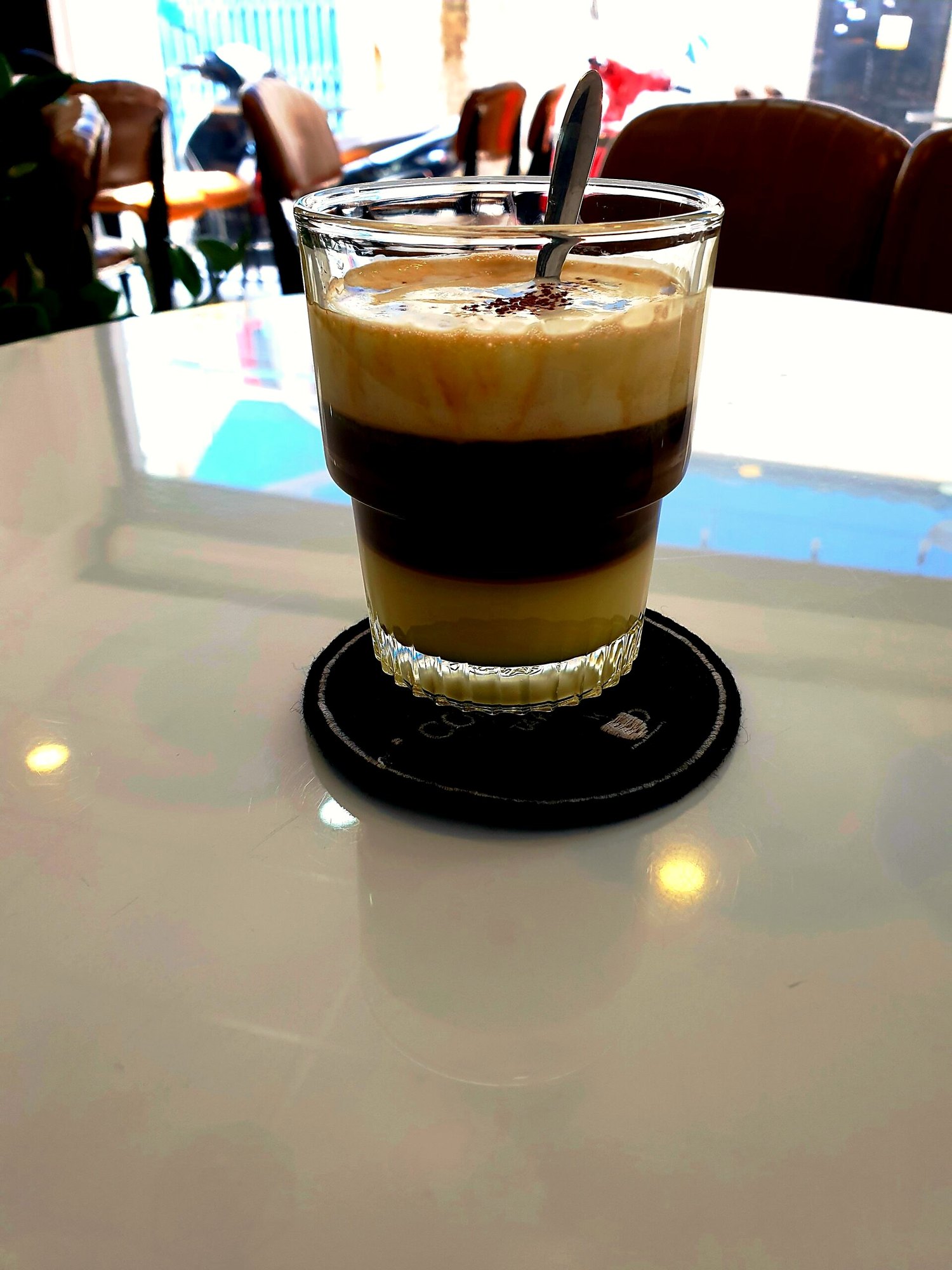 cà phê muối（塩コーヒー）のグラス