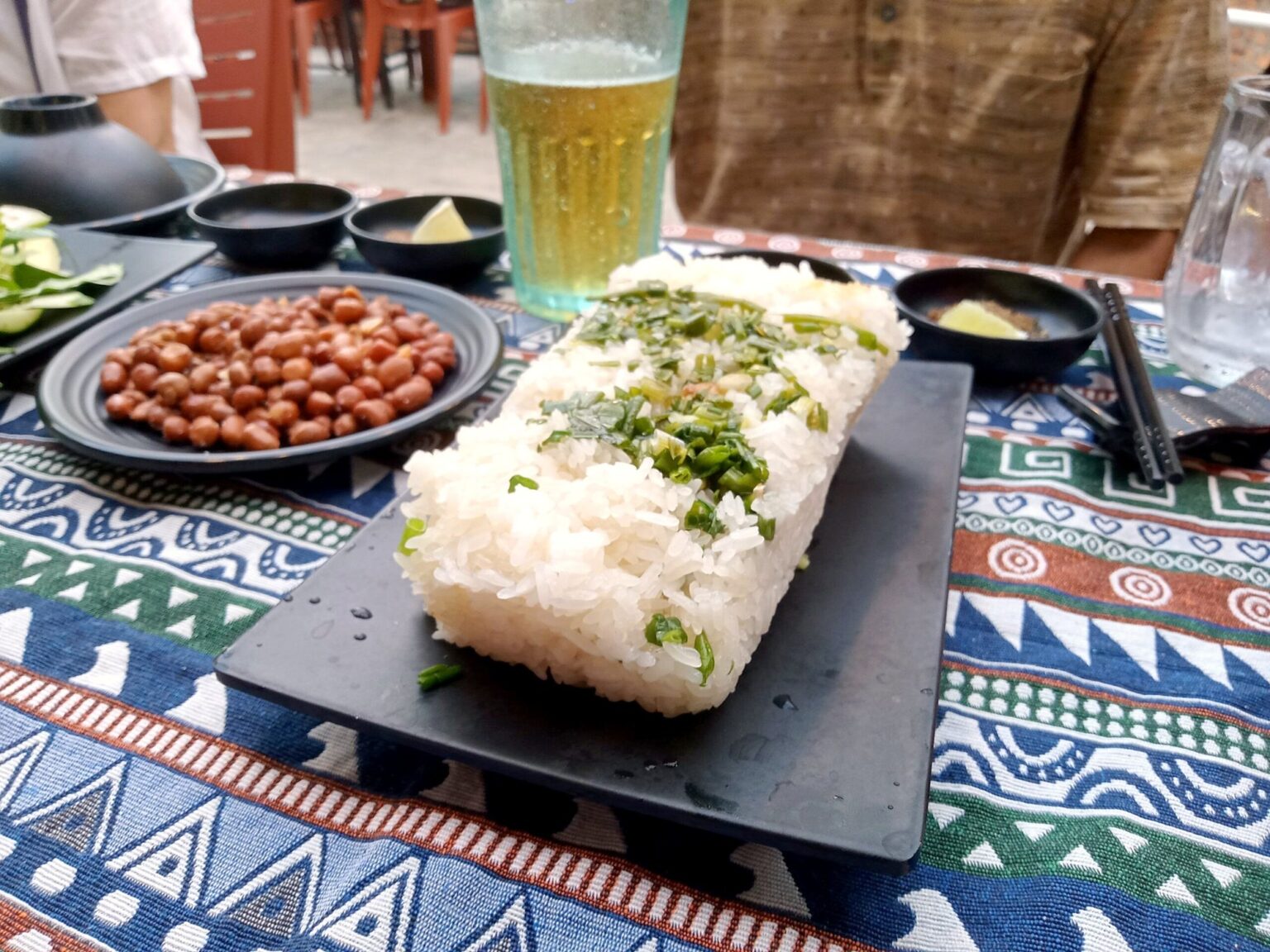 xôi mỡ hành（ネギ油のおこわ）