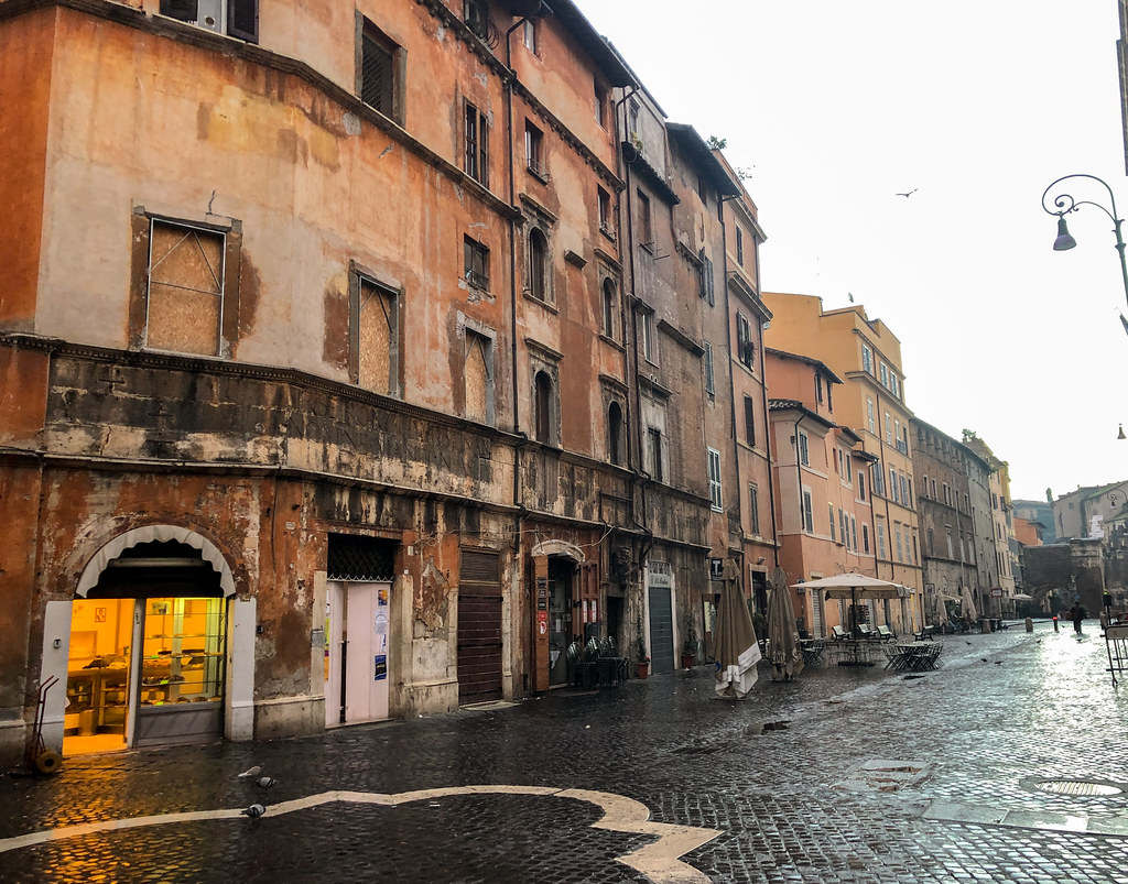 ローマ旧ユダヤ地区の通り