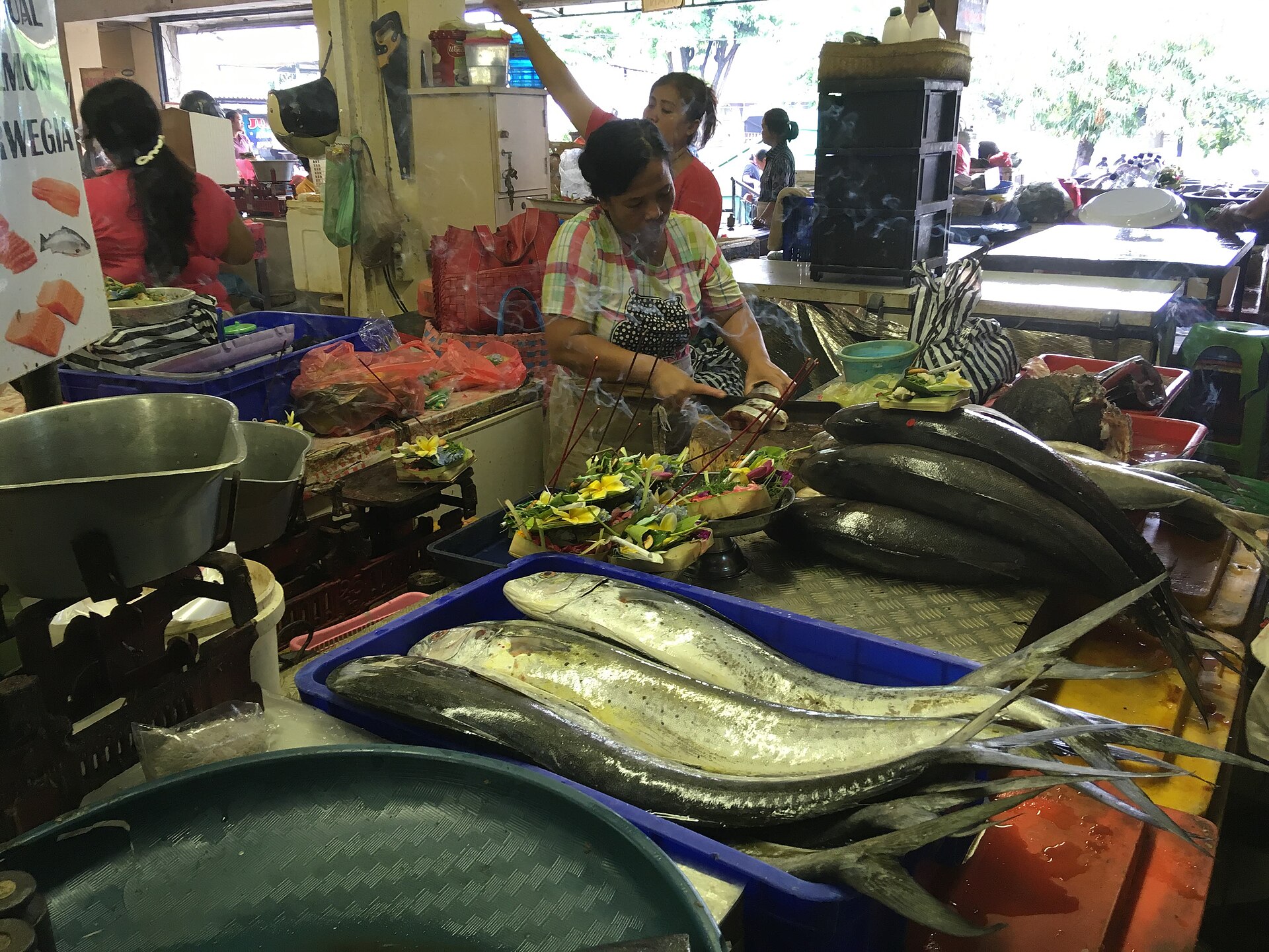 バドゥン市場の野菜売り場